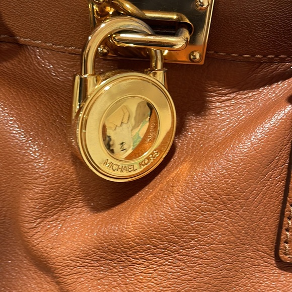 Michael Kors Hamilton Leather Handbag Satchel purse - Picture 4 of 9